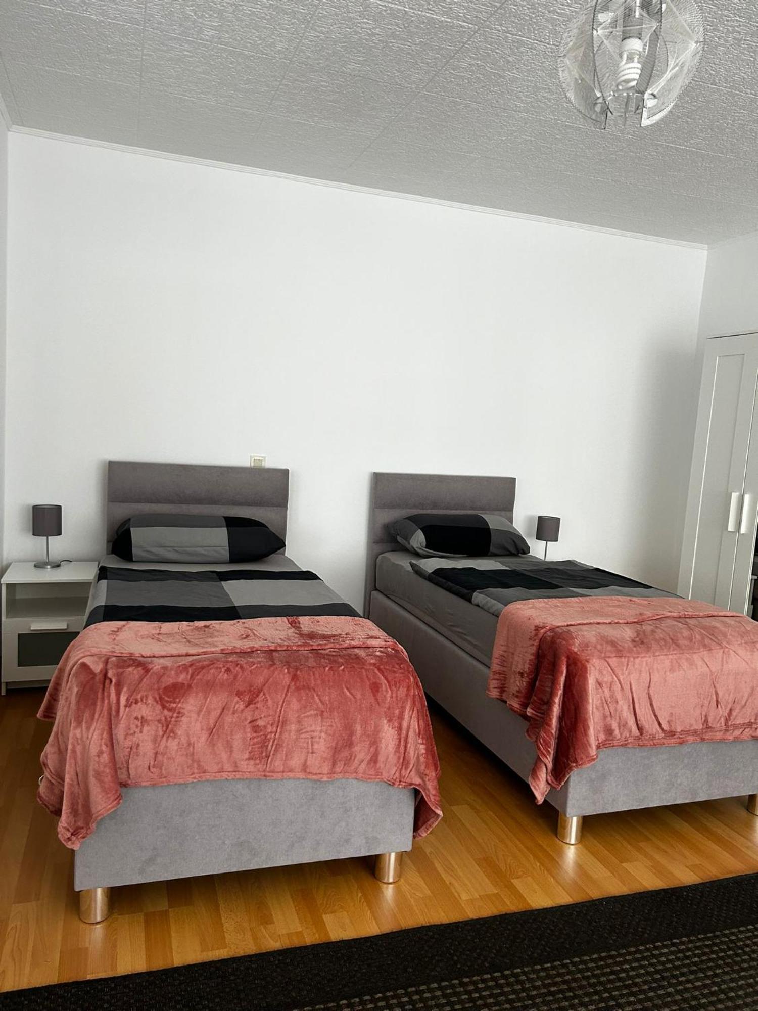 Gemuetliche Ferienwohnung-Appartement Бад-Эйнхаузен Экстерьер фото